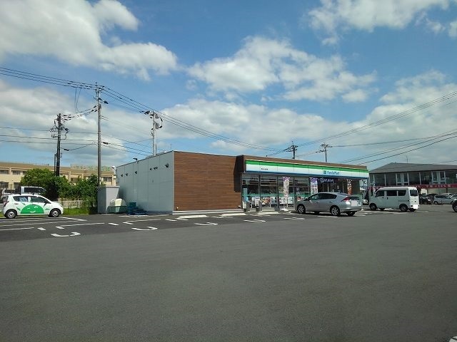 コンビニ　ファミリーマート熊本小山町店（コンビニ）まで450m