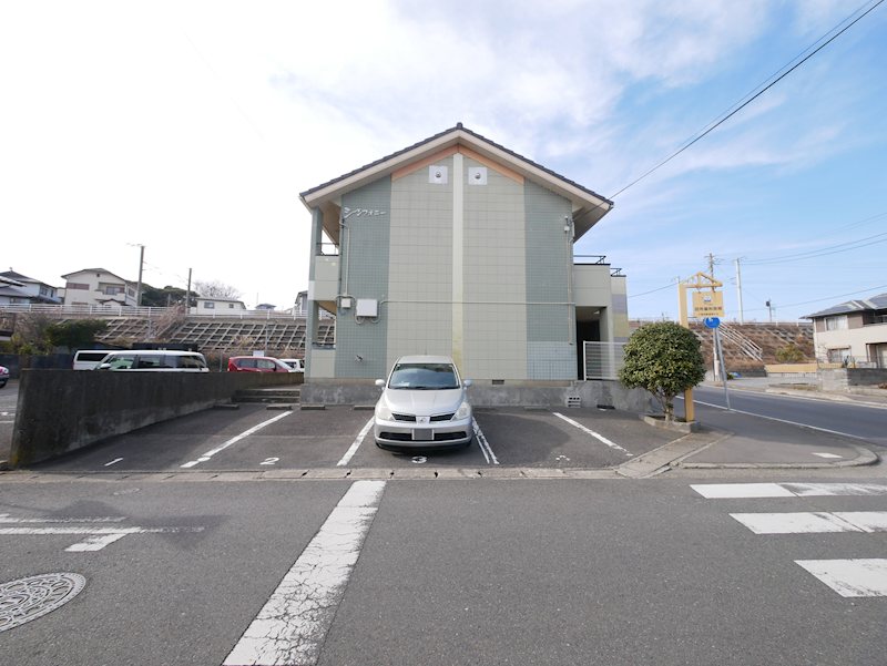 駐車場　敷地内駐車場