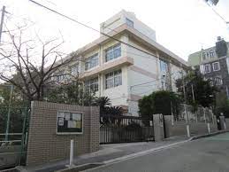 小学校　神戸市立長田小学校（小学校）まで157m