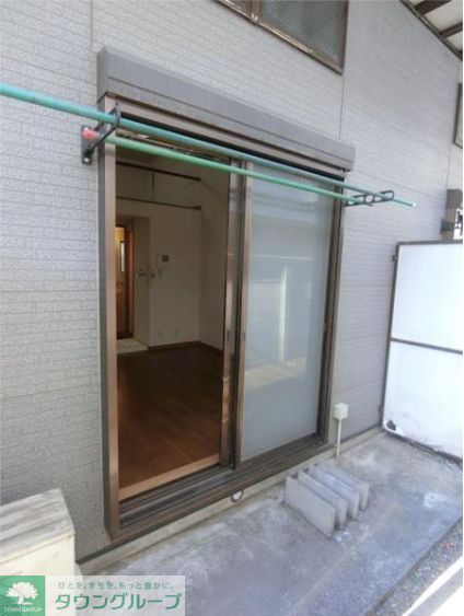 バルコニー　収納