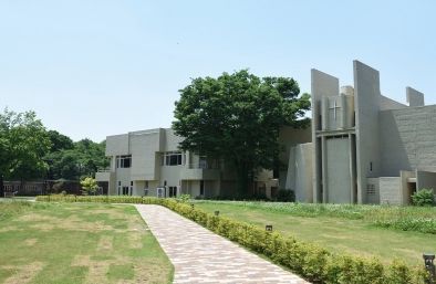 大学・短大　私立ルーテル学院大学（大学・短大）まで1528m