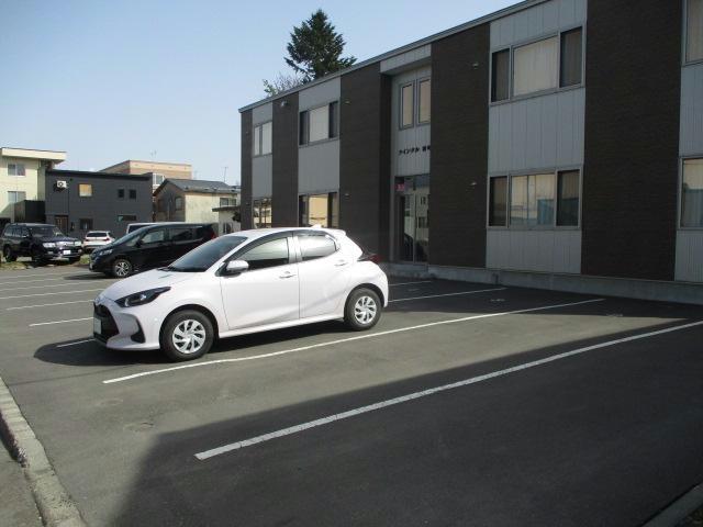 駐車場　駐車場