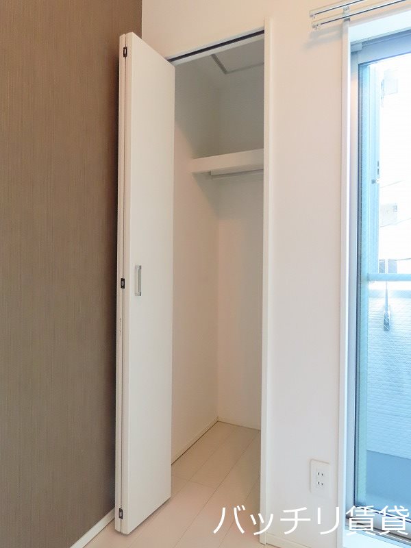 収納　同型タイプの為、現状を優先致します。