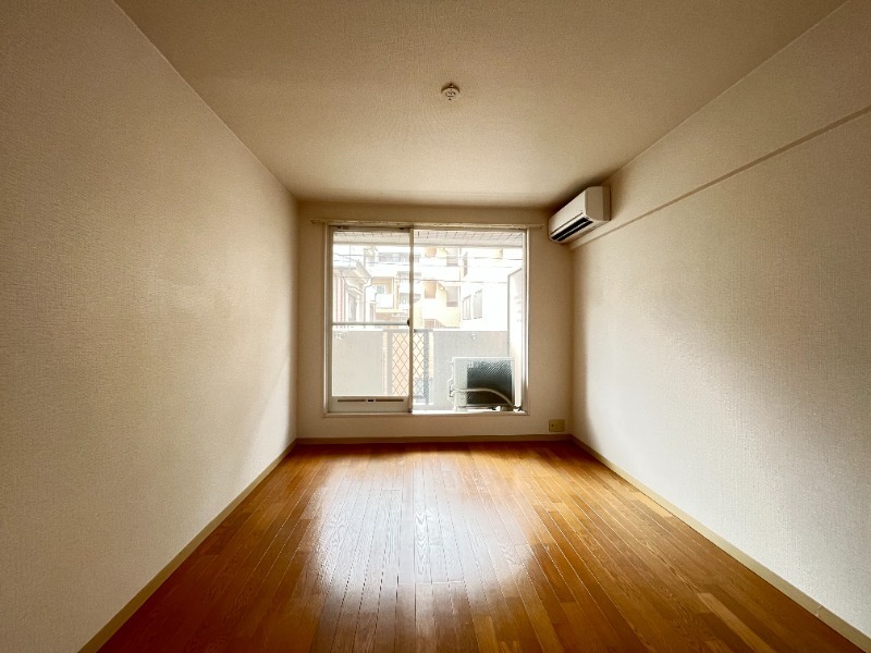 居室・リビング　清潔感のある室内です