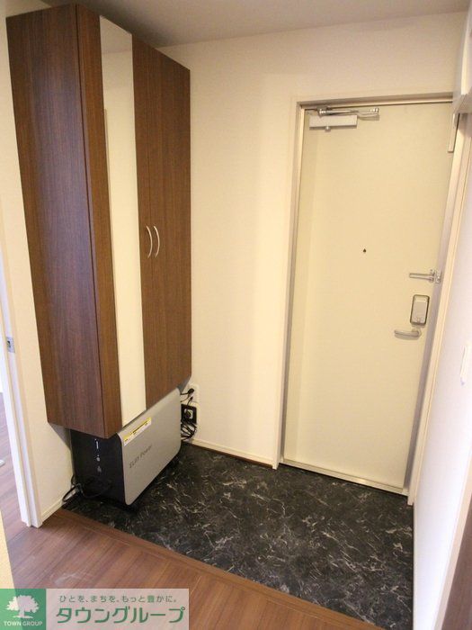 玄関　★お部屋探しは株式会社タウンハウジング東京まで★