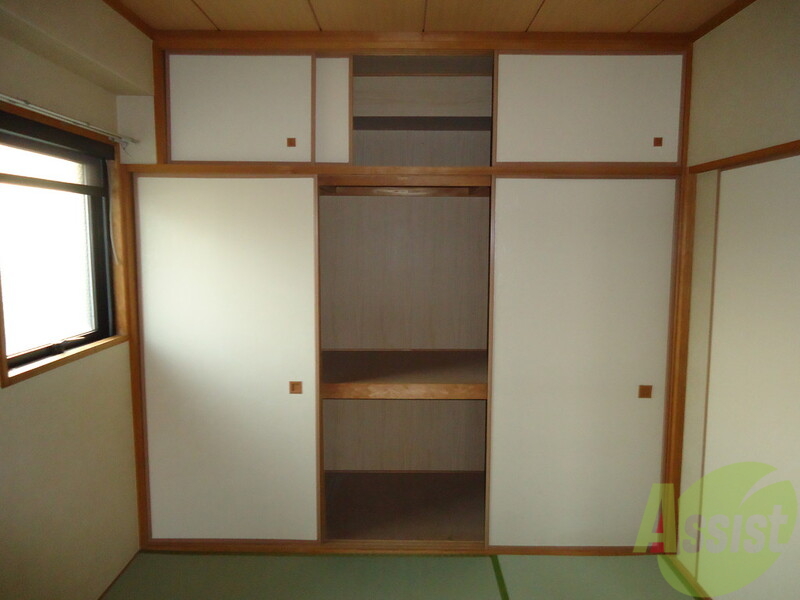 収納　押入れには来客用のお布団も収納できます