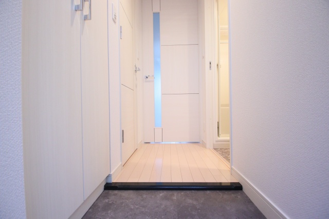 玄関　※別室の参考写真の為、現況優先です。