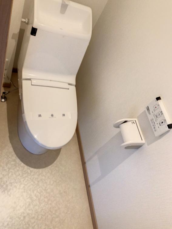 トイレ　トイレ