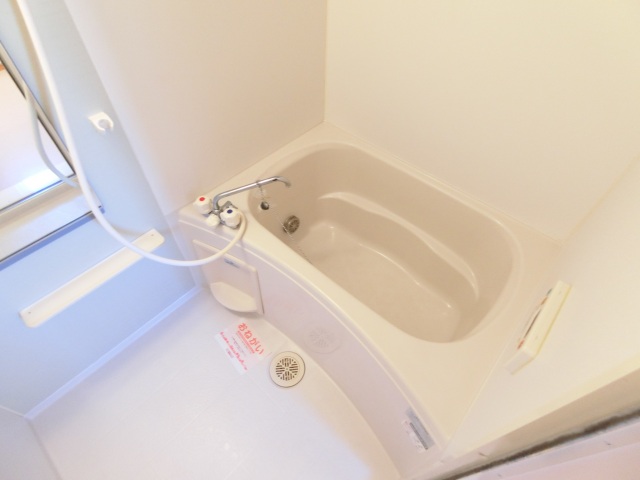 バス・シャワールーム　追い焚き浴室乾燥機付き