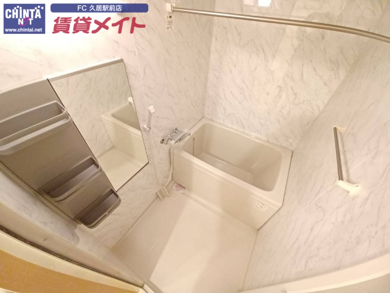 バス・シャワールーム　同型参考写真