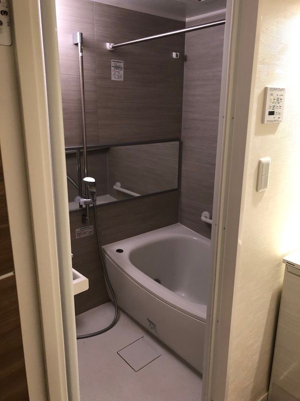バス・シャワールーム　バス