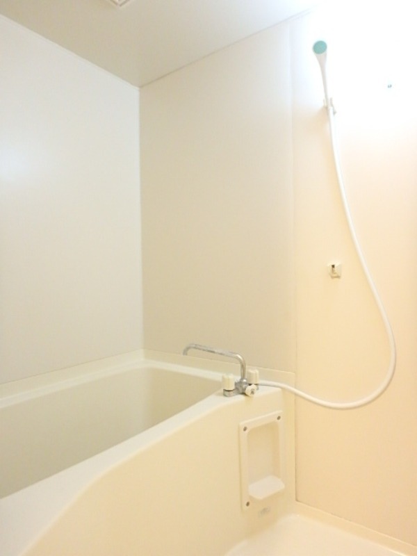 バス・シャワールーム　図面と現状に相違がある場合には現状を優先