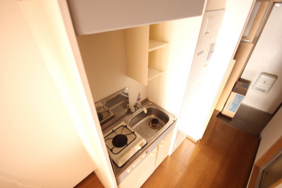 キッチン　※別部屋の写真です