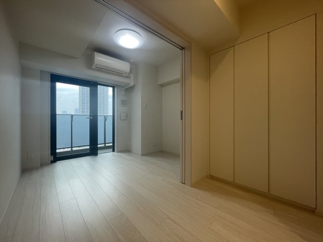 居室・リビング　ゆったり過ごせる居間です