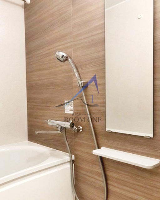 バス・シャワールーム　お風呂です。