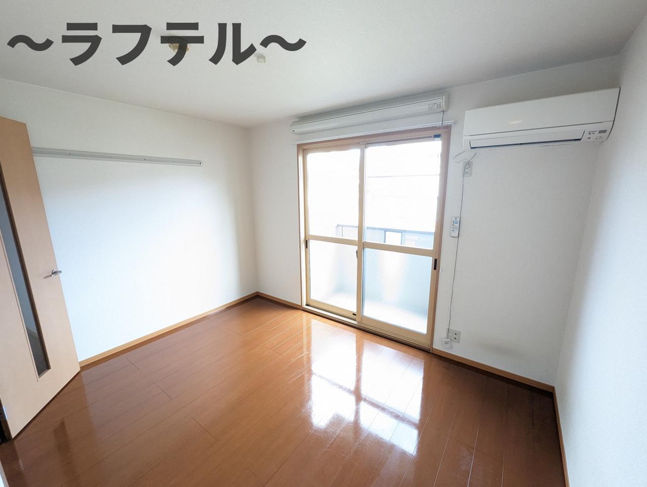 居室・リビング　反転間取り