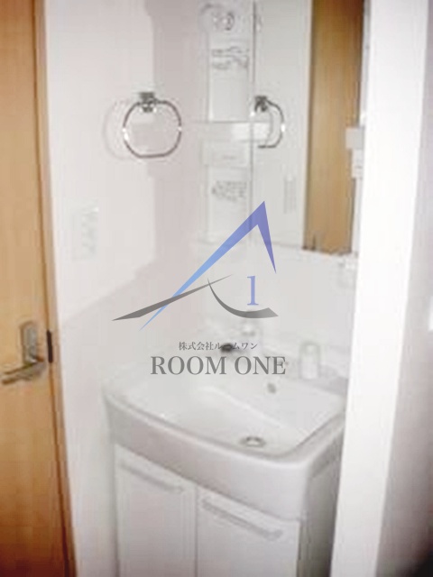 洗面設備　洗面台です。