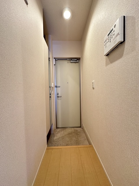 玄関　別部屋参考写真です