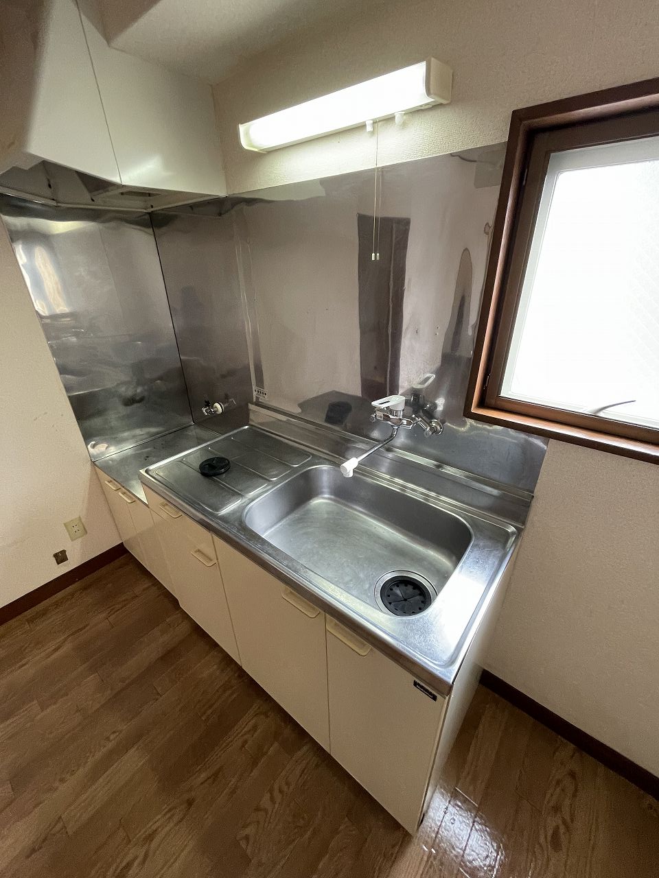 キッチン　別の部屋の写真です