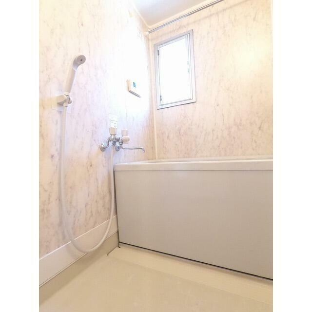 バス・シャワールーム　参考写真（同物件別部屋）