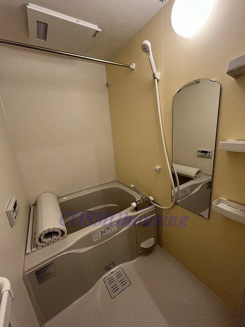 バス・シャワールーム　反転タイプの写真