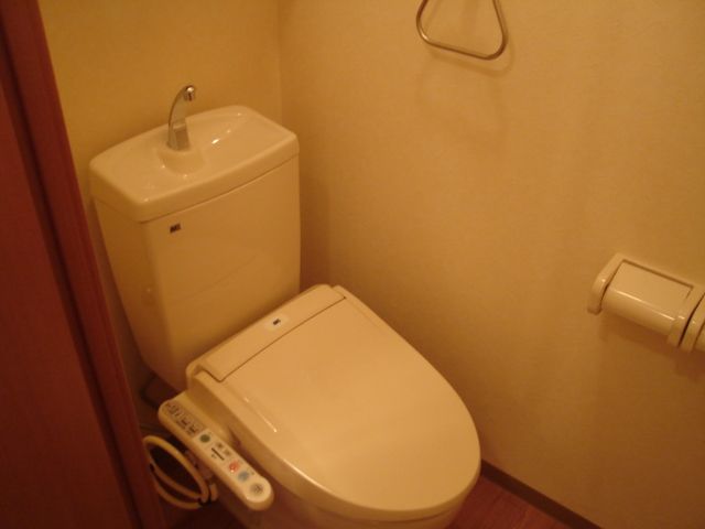 トイレ　シャワー付トイレ