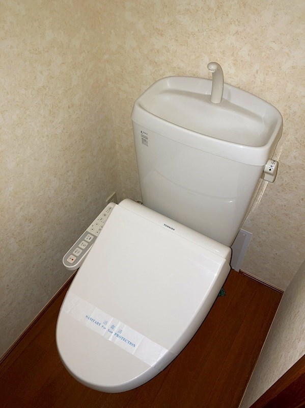 トイレ　別部屋参考写真