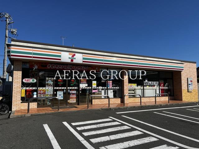 コンビニ　セブン-イレブン 町田ポプラヶ丘店（コンビニ）まで558m