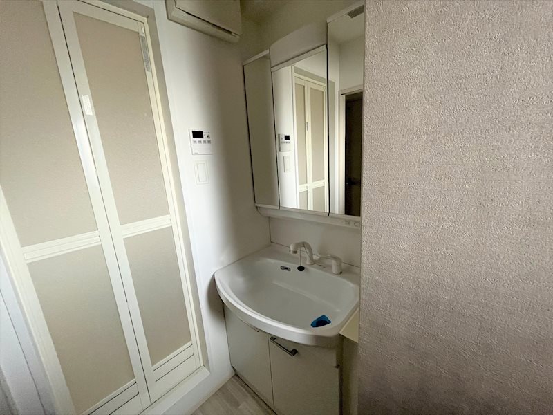 洗面設備　同仕様別号室イメージ