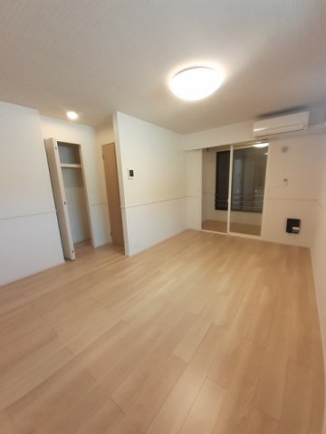 居室・リビング　居間です