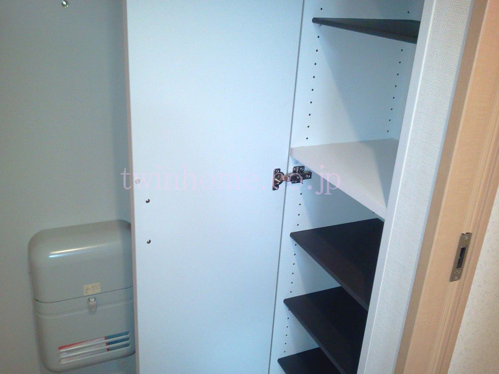 収納　下駄箱あります