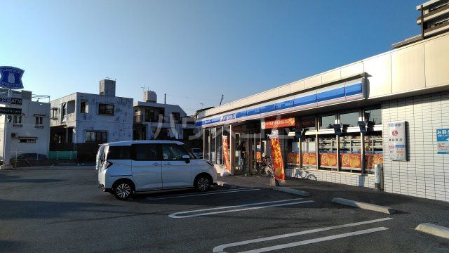 コンビニ　ローソン糸満武富店（コンビニ）まで1232m