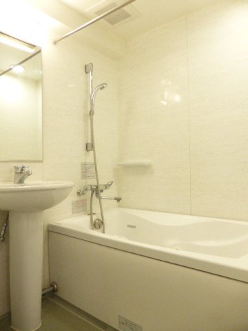 バス・シャワールーム　バス※別部屋参考写真