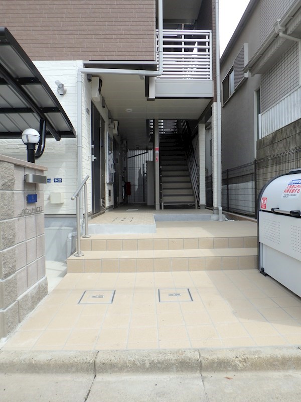 エントランス　エントランス