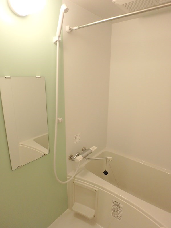 バス・シャワールーム　バスルーム