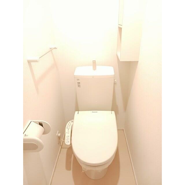 トイレ　こちらの物件はMODE不動産なら割引対象の１部屋です。