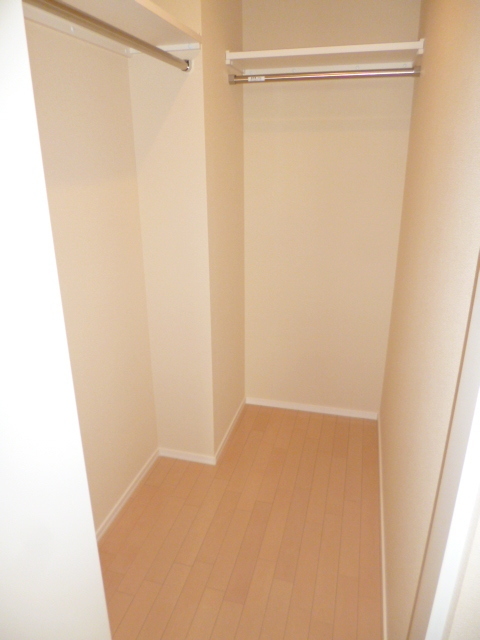 収納　★広々１．２帖のウォークインクローゼット★