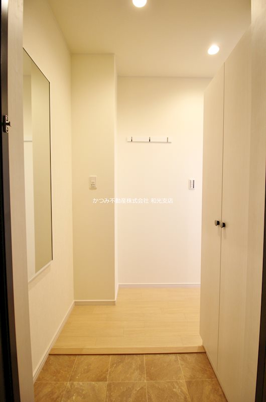 玄関　同物件別号室参考写真