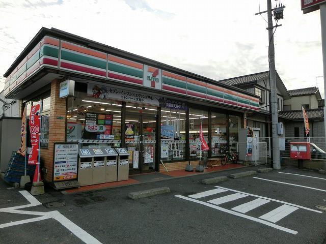 コンビニ　セブン‐イレブン／若松藤ノ木店（コンビニ）まで550m