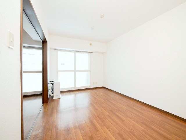 居室・リビング　広々リビングです♪