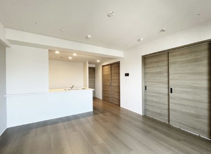 居室・リビング　内観1