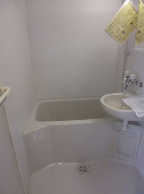 バス・シャワールーム　バスルーム