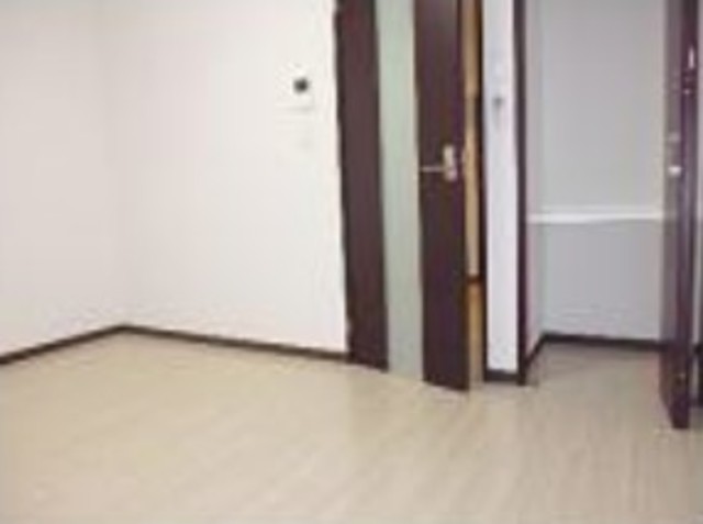 居室・リビング　室内