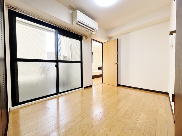 その他設備　洋室６帖