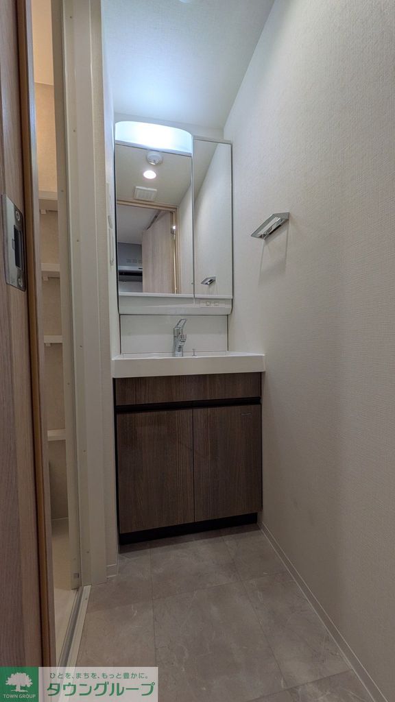 洗面設備　同物件別部屋写真