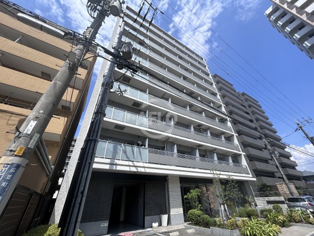 建物外観　コンフォリア江坂広芝町　外観