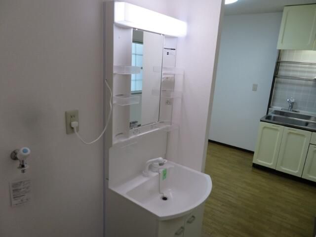 洗面設備　※同建物別室参照