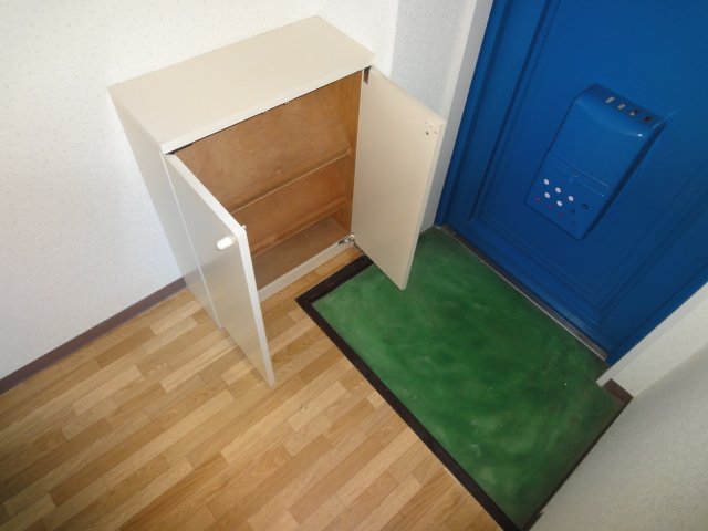 セキュリティ　同物件別号室の写真です。