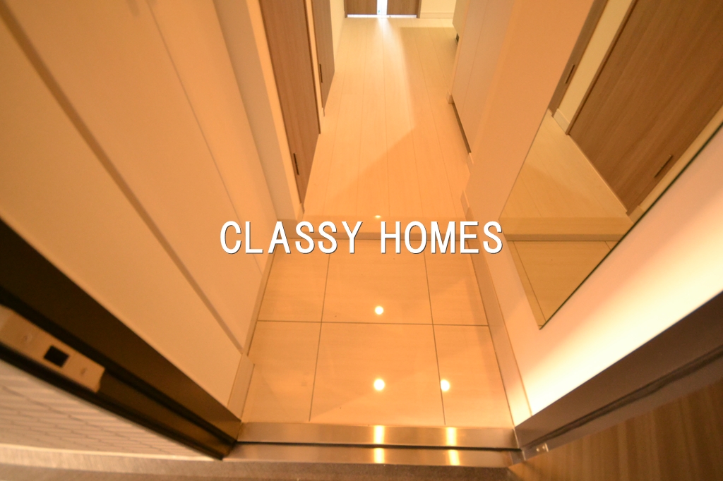 玄関　2013年竣工レガリス愛宕御成門：玄関