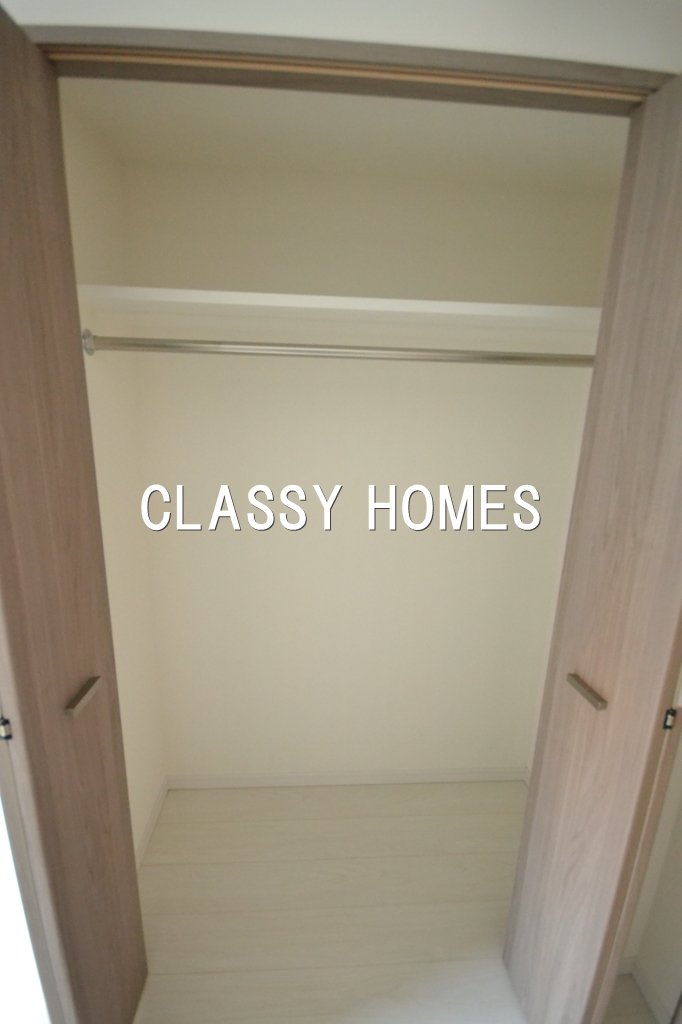 収納　2013年竣工レガリス愛宕御成門：クローゼット